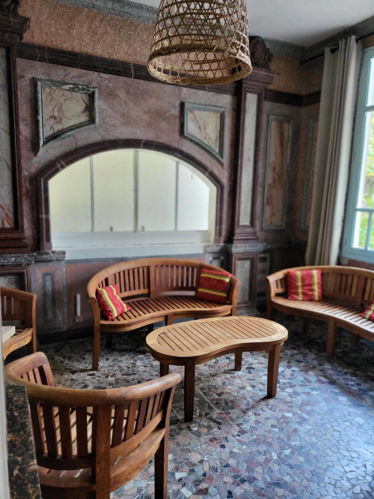 Le Pavillon De L'Intemporelle Bagneres De Bigorre Exteriér fotografie